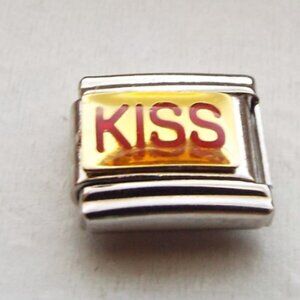 Kiss on shiny gold enamel 9mm stainless steel italian charm bracelet link new